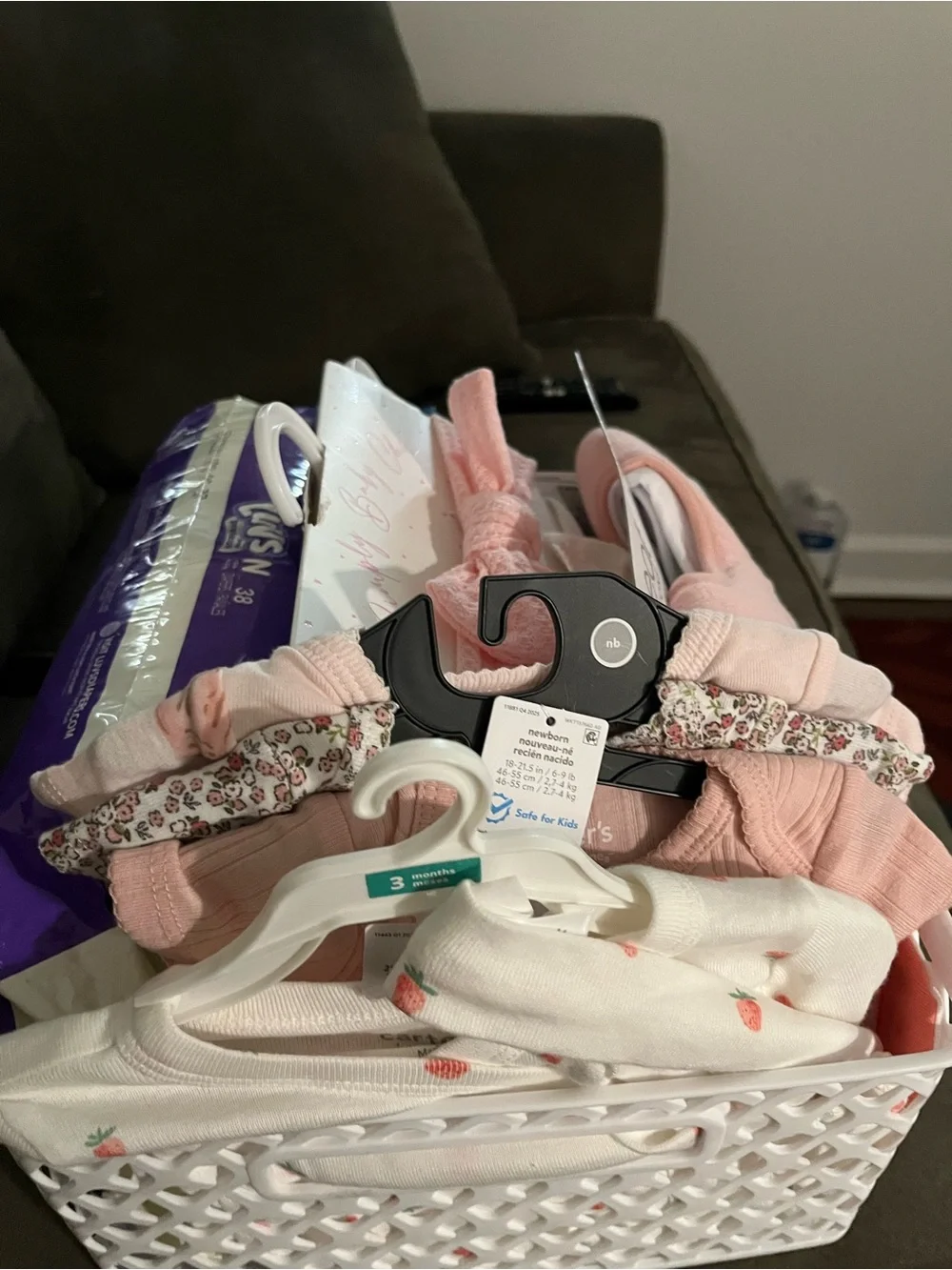 Pink babygirl Newborn to 3M basket